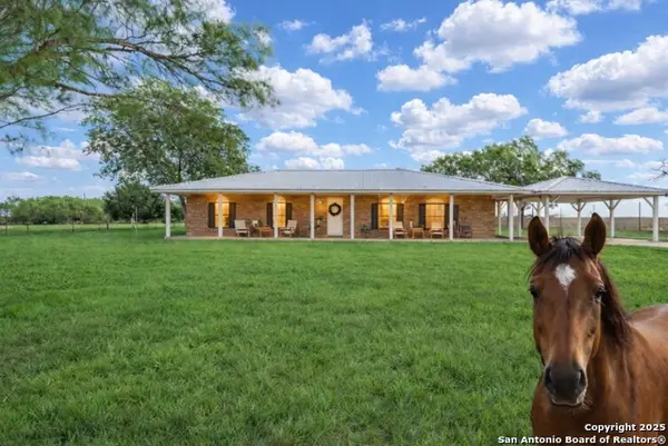 315 Simon, Pleasanton, TX 78064