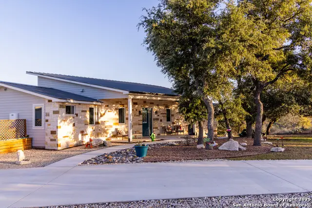 145 Longhorn Trail, Kerrville, TX 78028 - Image #3