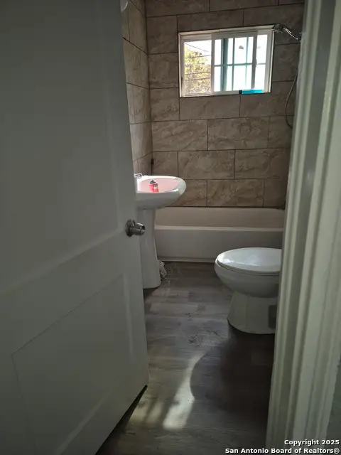 1614 Hermine, San Antonio, TX 78201 - Image #3