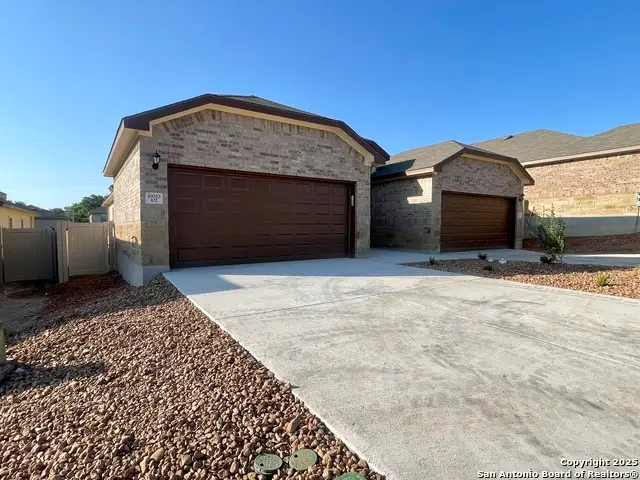 10023 Westover Bluff, San Antonio, TX 78251 - Image #2