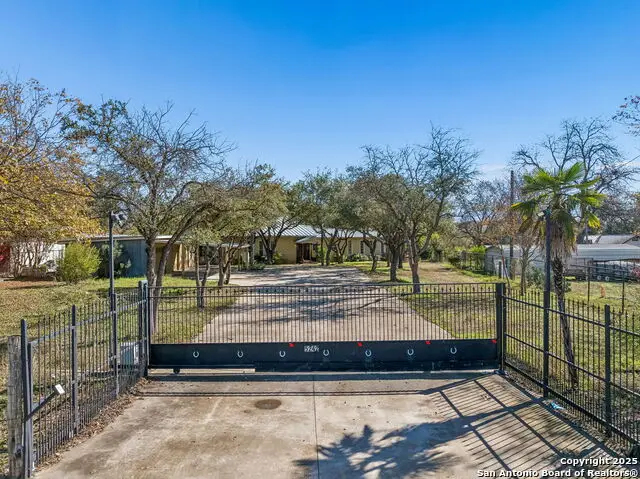 5242 Sherri Ann, San Antonio, TX 78233 - Image #2