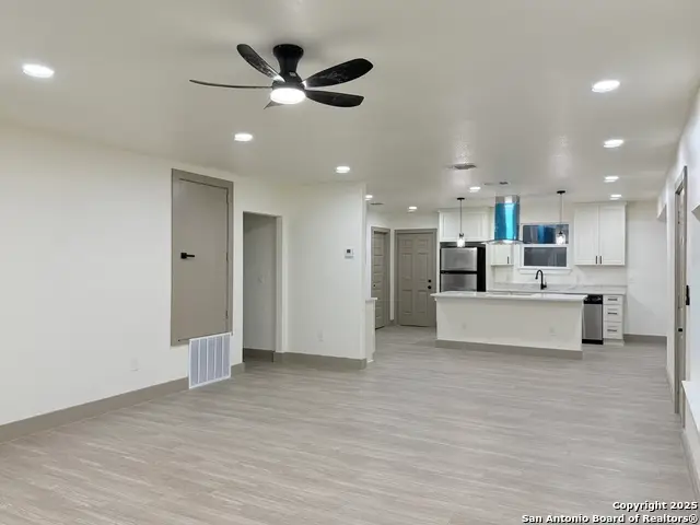 422 Merry Ann, San Antonio, TX 78223 - Image #3