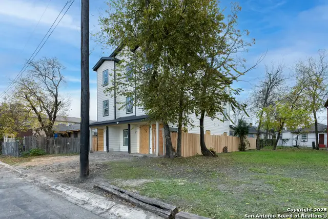 726 Arthur St., San Antonio, TX 78202 - Image #2