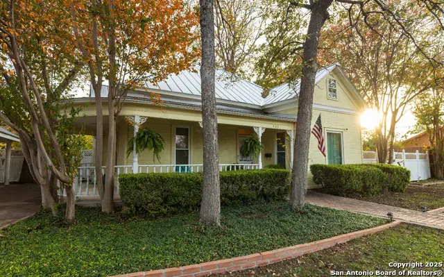 805 20th, Hondo, TX 78861 - Image #3