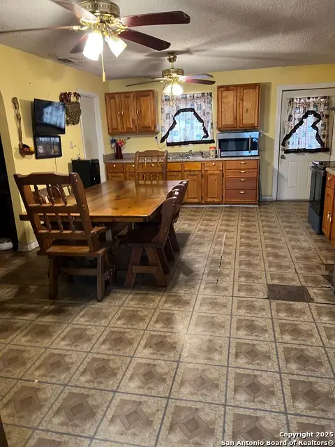 514 Redfern, San Antonio, TX 78264 - Image #3