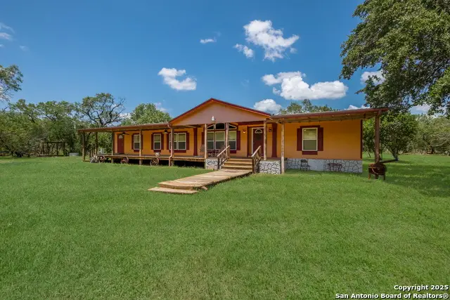 1075 Quail Run, Lytle, TX 78052 - Image #1