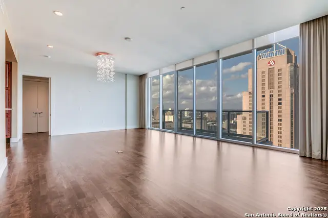 610 E Market Street #UNIT 2510, San Antonio, TX 78205 - Image #1