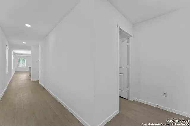 7242 Brownleaf Dr, San Antonio, TX 78227 - Image #2