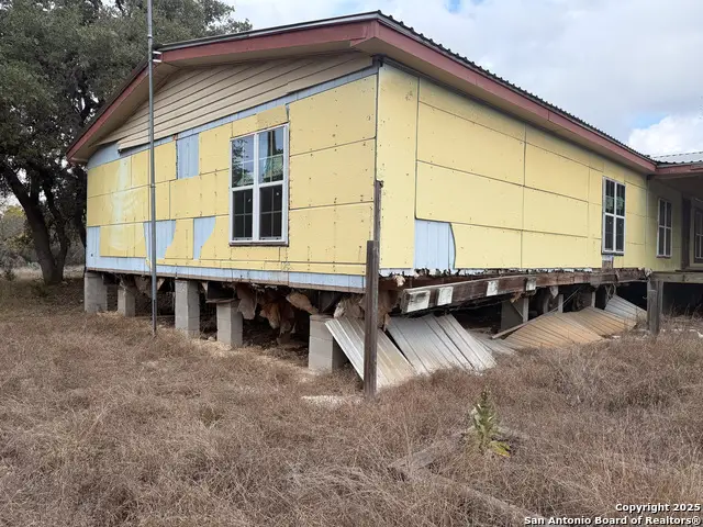 473 Mills, Pipe Creek, TX 78063 - Image #2