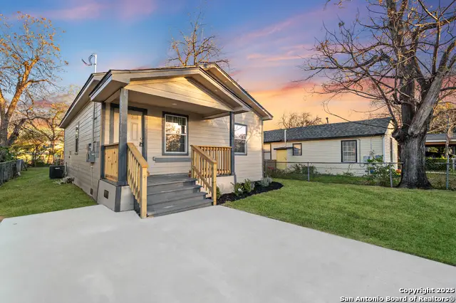 406 Weinberg Ave, San Antonio, TX 78214 - Image #2