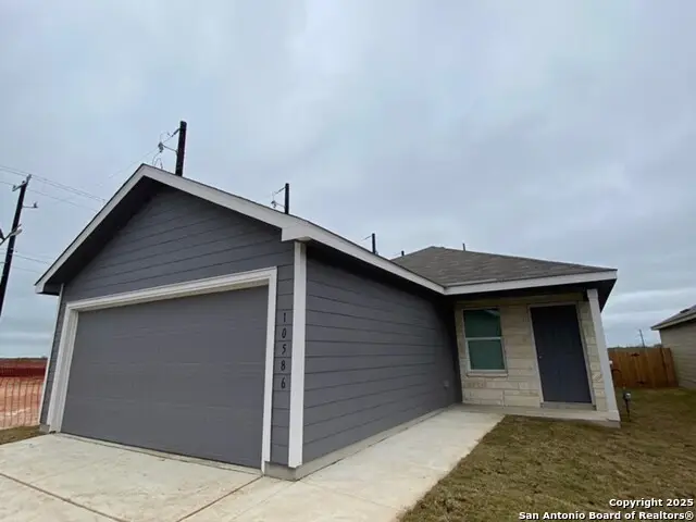 10586 Torroja, Converse, TX 78109 - Image #1