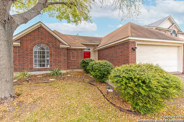 10227 Coyote Hl, Converse, TX 78109 - Image #2