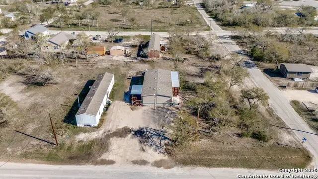 1104 N Panna Maria, Karnes City, TX 78118 - Image #2