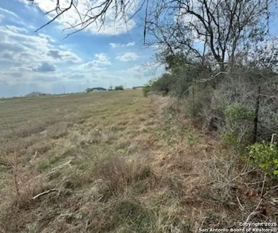 3046 Vista, Seguin, TX 78155 - #2