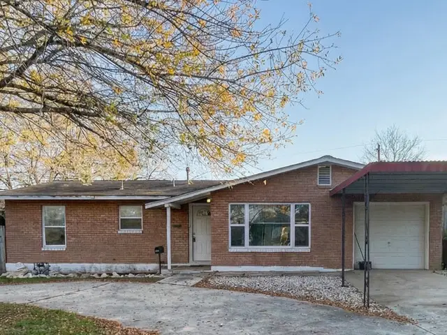 3934 Portsmouth Dr, San Antonio, TX 78223 - Image #2