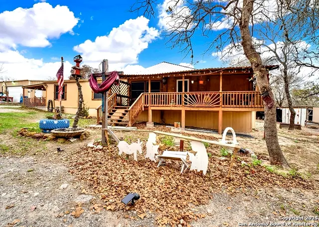 220 Lost Trail, La Vernia, TX 78121 - Image #3