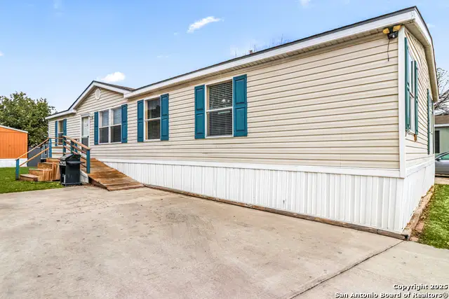 191 Navajo Blanket, San Antonio, TX 78223 - Image #2