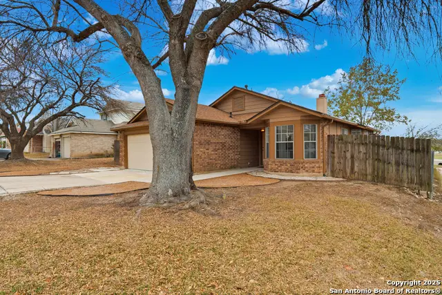 905 Meadow Br, Converse, TX 78109 - Image #2