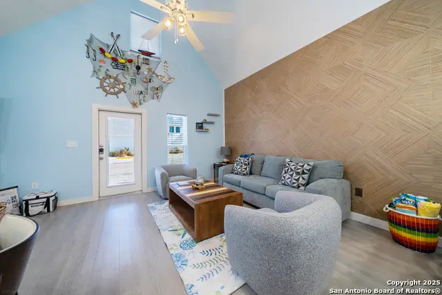 14919 Smugglers Cove Dr, Corpus Christi, TX 78418 - Image #3