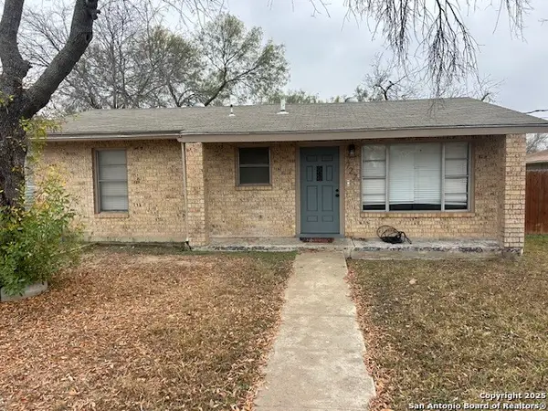 727 Fort Clark, Uvalde, TX 78801