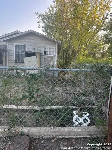 4012 San Fernando St, San Antonio, TX 78237 - Image #2