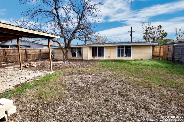 335 Yolanda, San Antonio, TX 78228 - Image #2