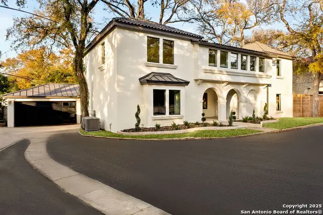 417 E Hildebrand, San Antonio, TX 78212 - Image #3