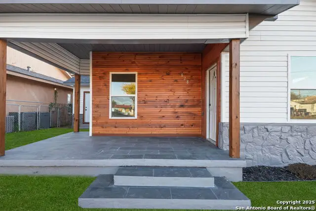 828 Virginia Blvd, San Antonio, TX 78203 - Image #2