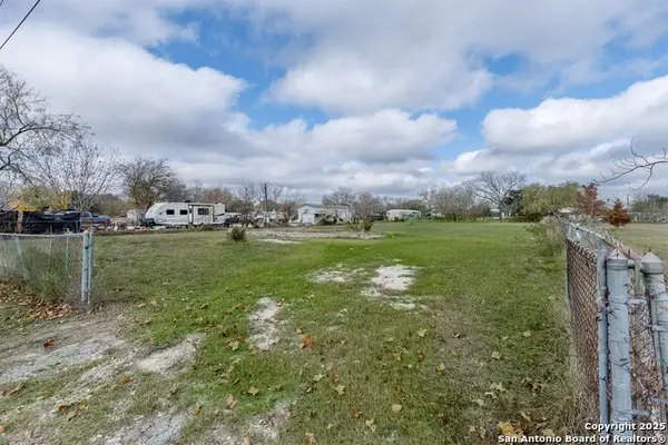 15075 Cartwright Trl, San Antonio, TX 78253