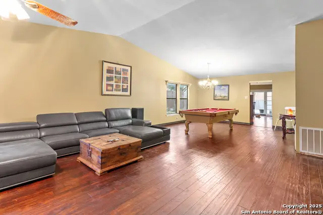 10522 Horn, San Antonio, TX 78240 - Image #3