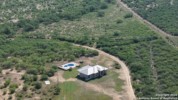 4947 Fm 2200 S, Dhanis, TX 78850