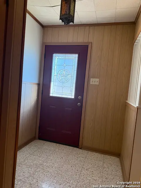 1924 Garner Field, Uvalde, TX 78801 - Image #3