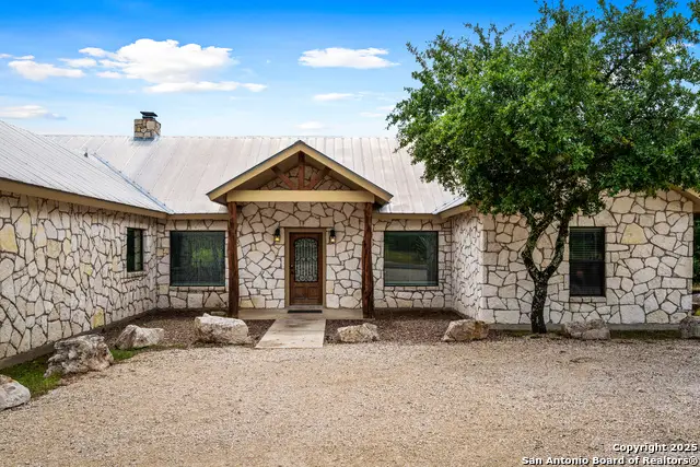 72 Mountain Laurel, Concan, TX 78838 - Image #3