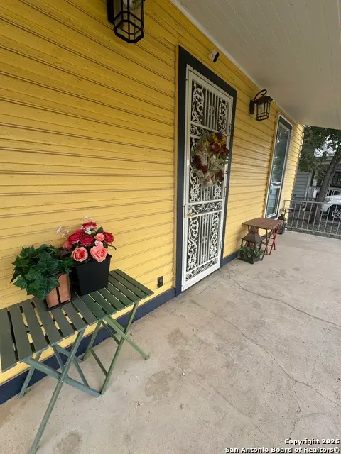 1902 Buena Vista, San Antonio, TX 78207 - Image #2