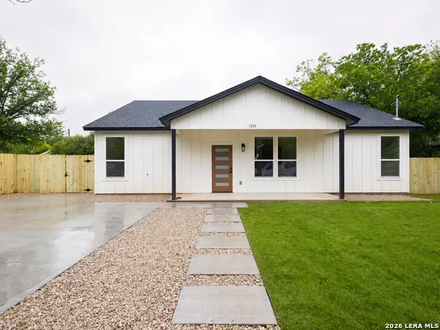 1319 Brady Ave, Brownwood, TX 76801 - #1