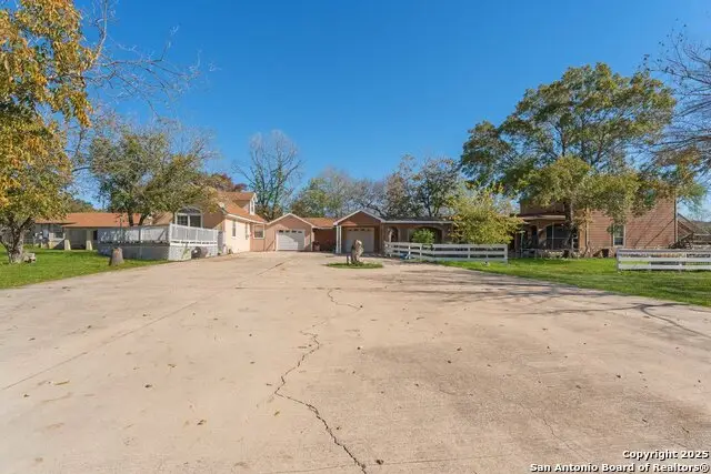 2930 Shane Rd, San Antonio, TX 78223 - Image #2