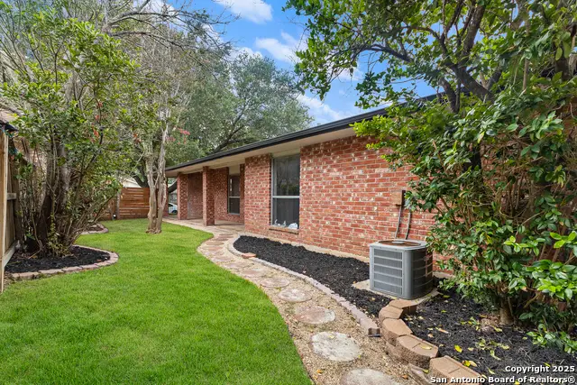 133 Bolerio, Universal City, TX 78148 - Image #3