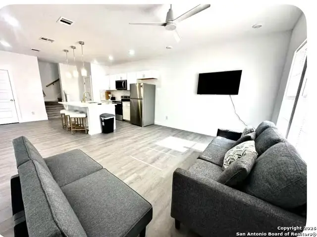 829 Kayton Ave, San Antonio, TX 78210 - Image #3