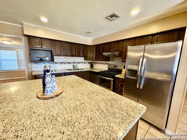 5910 Wales, San Antonio, TX 78223 - Image #2