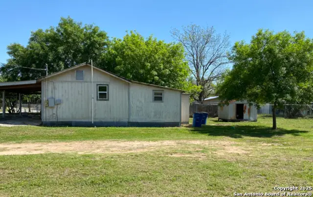 1215 Plum, Floresville, TX 78114 - Image #3