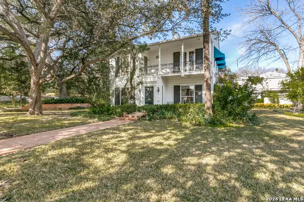 131 Mary D, Alamo Heights, TX 78209