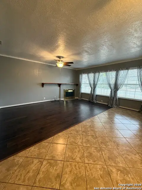 707 W Hay, Carrizo Springs, TX 78834 - #2