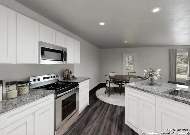 134 Sutton Place, Uvalde, TX 78801 - Image #3