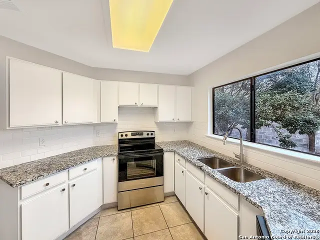 5023 Taylor Kenton, San Antonio, TX 78240 - Image #2