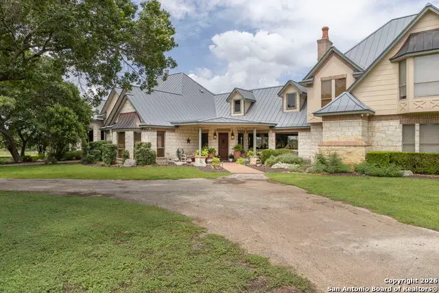 241 Seewald, Boerne, TX 78006 - Image #2