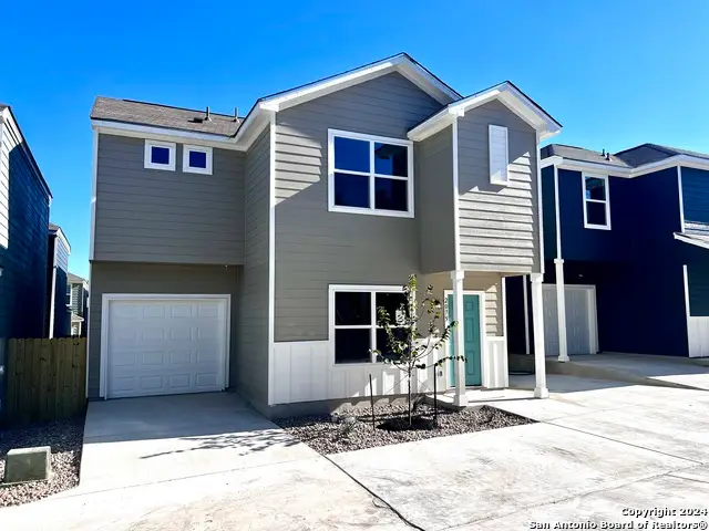 2075 Silver Oak Dr, San Antonio, TX 78213 - Image #1