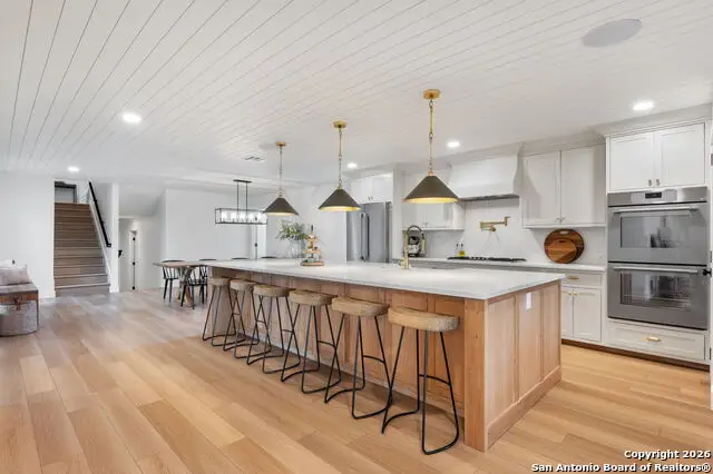 8345 Rolling Acres Trl, Fair Oaks Ranch, TX 78015 - #2