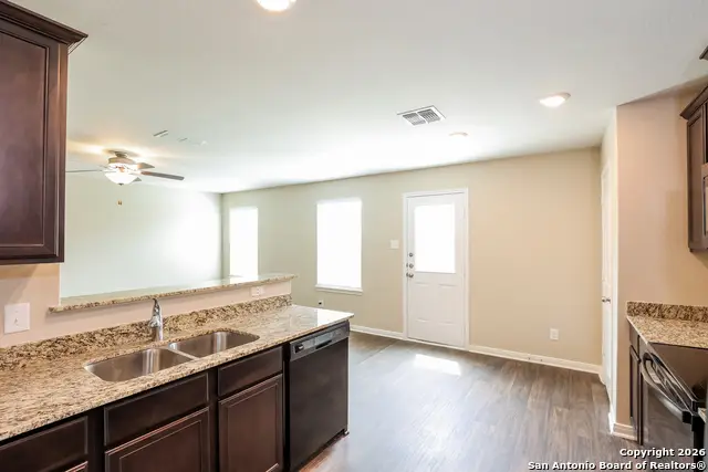 7213 Romaire, San Antonio, TX 78252 - Image #2