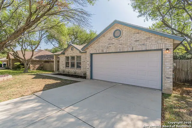 1947 Queen Victoria, New Braunfels, TX 78130 - Image #3