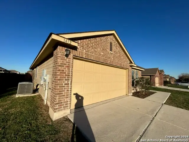 1412 Birmingham, Seguin, TX 78155 - Image #2